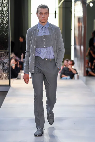Look 52